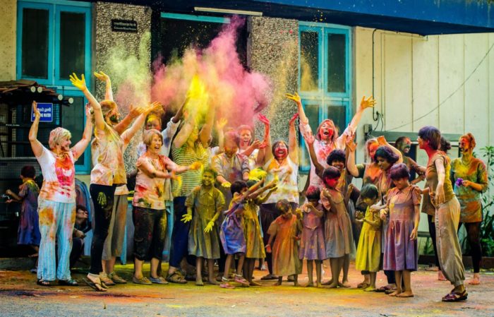 holi with natural colour